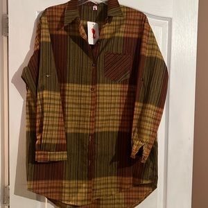 🌞3/$25 Long sleeve button down shirt
